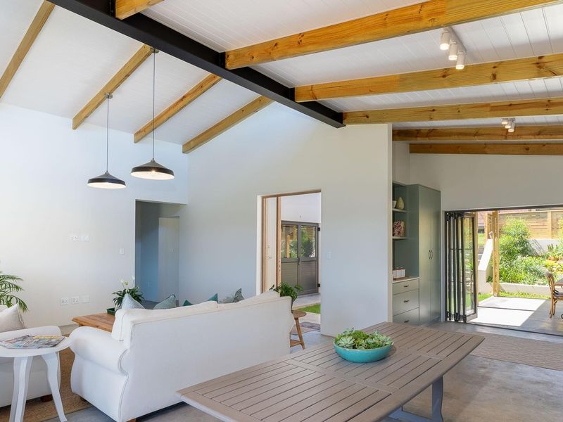 Brand New Lock Up and Go - Pet Friendly Home - Photo 6