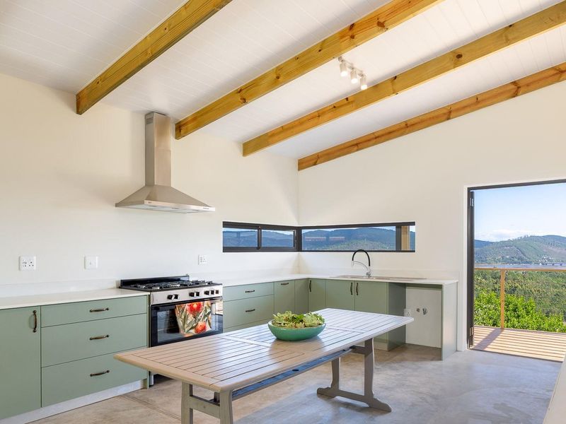 Brand New Lock Up and Go - Pet Friendly Home - Photo 10