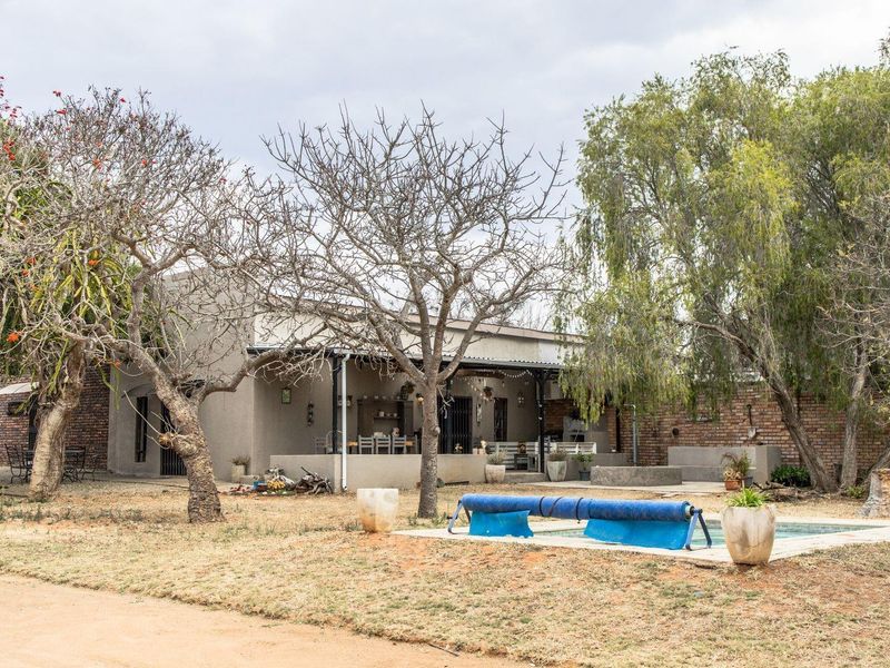 Smallholding with 2 flatlets in Myngenoegen!  - Photo 2