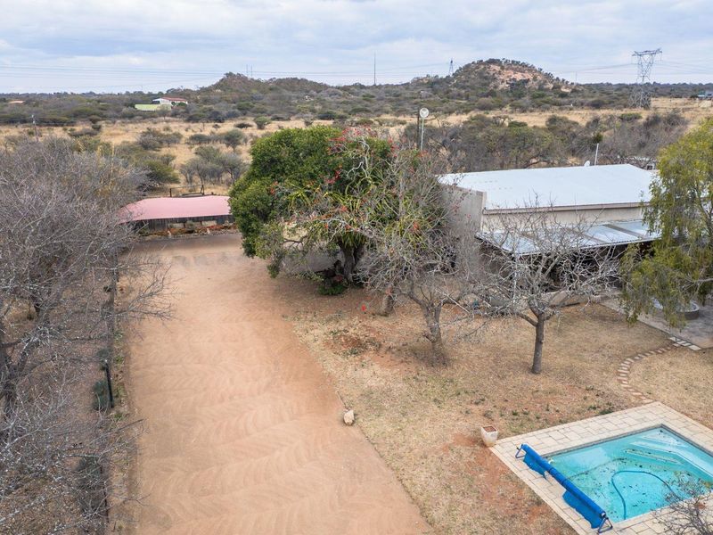 Smallholding with 2 flatlets in Myngenoegen!  - Photo 4