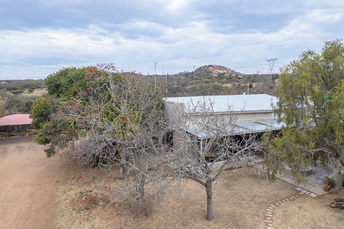 Smallholding with 2 flatlets in Myngenoegen!  - Photo 5