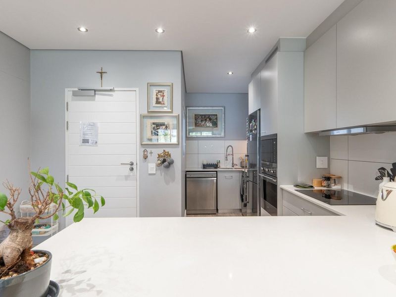 Prestine 2-bedroom unit in De Plattekloof Lifestyle and Retirement Estate, Plattekloof is FOR SALE - Photo 8