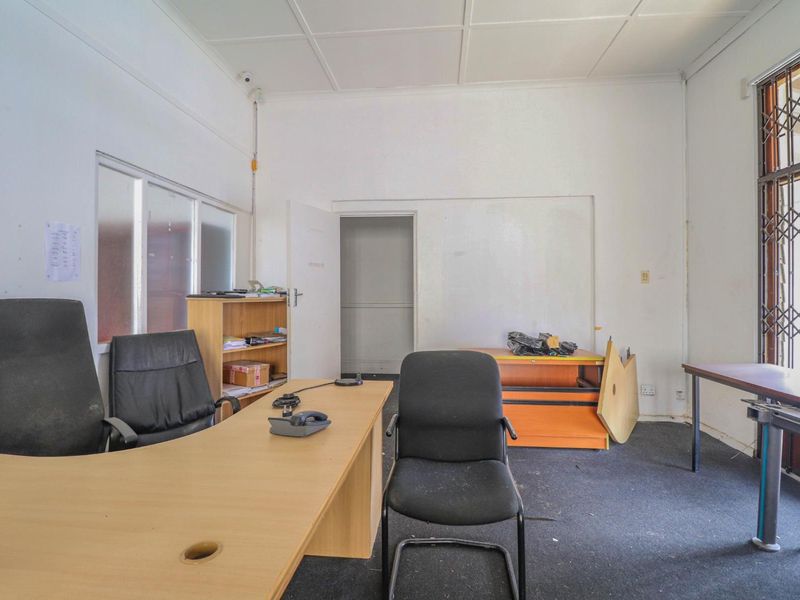Commercial Property For Sale In Southernwood - Photo 10