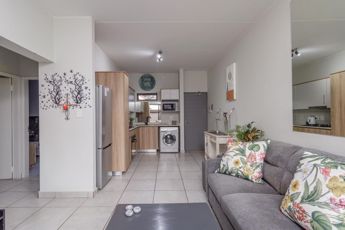 Apartment Under Offer in Pinehaven Krugersdorp - Photo 5