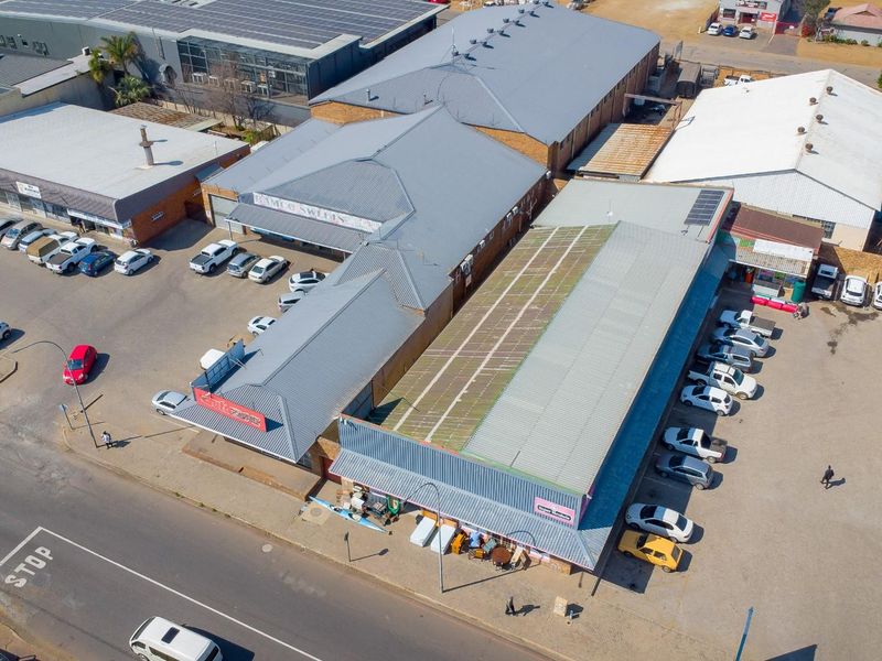 High foot traffic. Prime street exposure. Endless business potential. Secure this Heidelberg gem tod - Photo 2