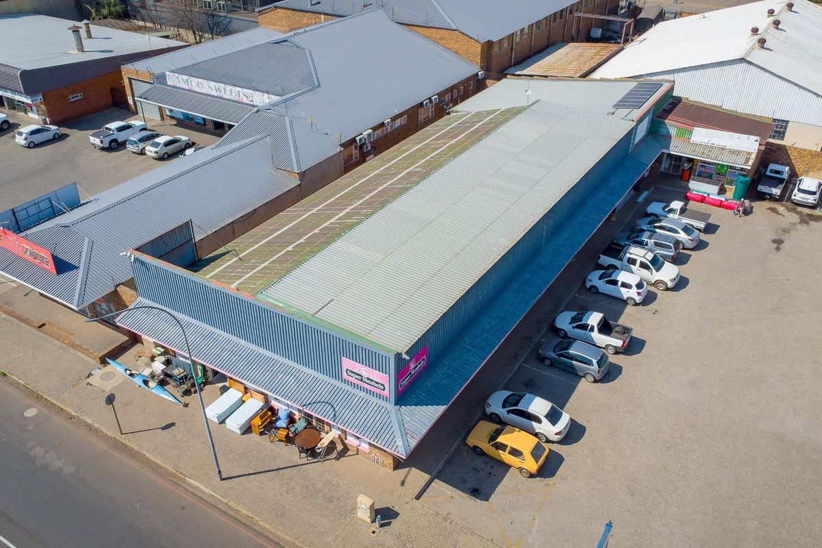 High foot traffic. Prime street exposure. Endless business potential. Secure this Heidelberg gem tod - Photo 5