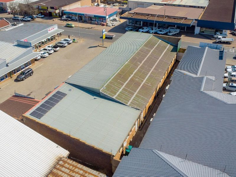 High foot traffic. Prime street exposure. Endless business potential. Secure this Heidelberg gem tod - Photo 7