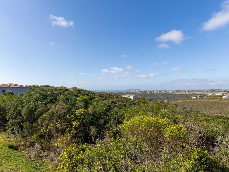 A blank canvas offering beautiful distant sea views - Photo 3