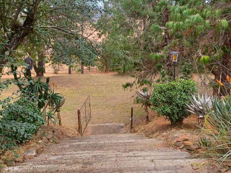 Spacious 6-bedrooms family home with  picturesque views, a perfect family home! - Photo 6
