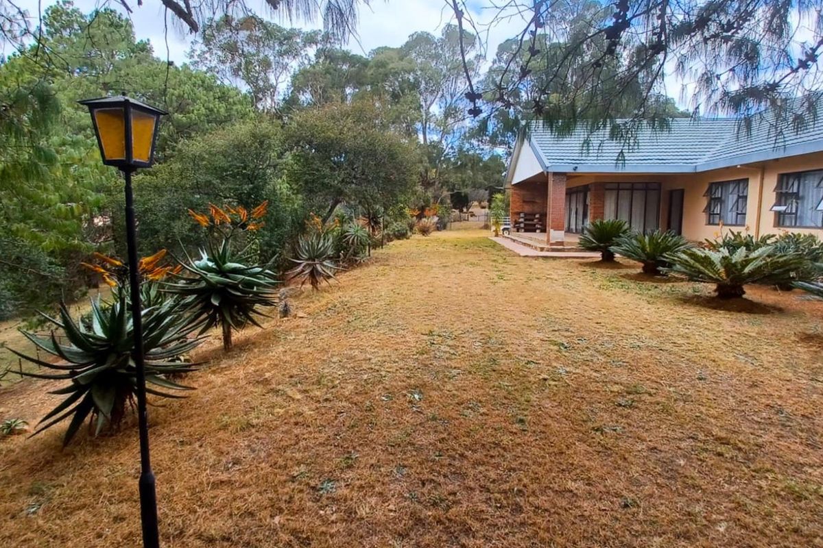 Spacious 6-bedrooms family home with  picturesque views, a perfect family home! - Photo 5