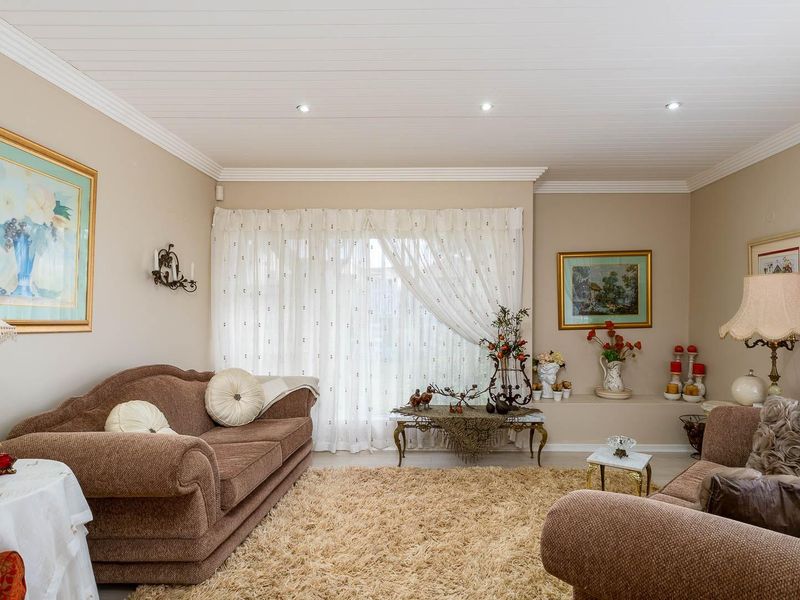 House For Sale in Hartenbos Central Hartenbos - Photo 10