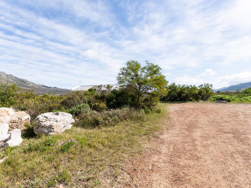 Close to the main road, the R44 and located in Silver Sands area in Betty's Bay - Photo 9