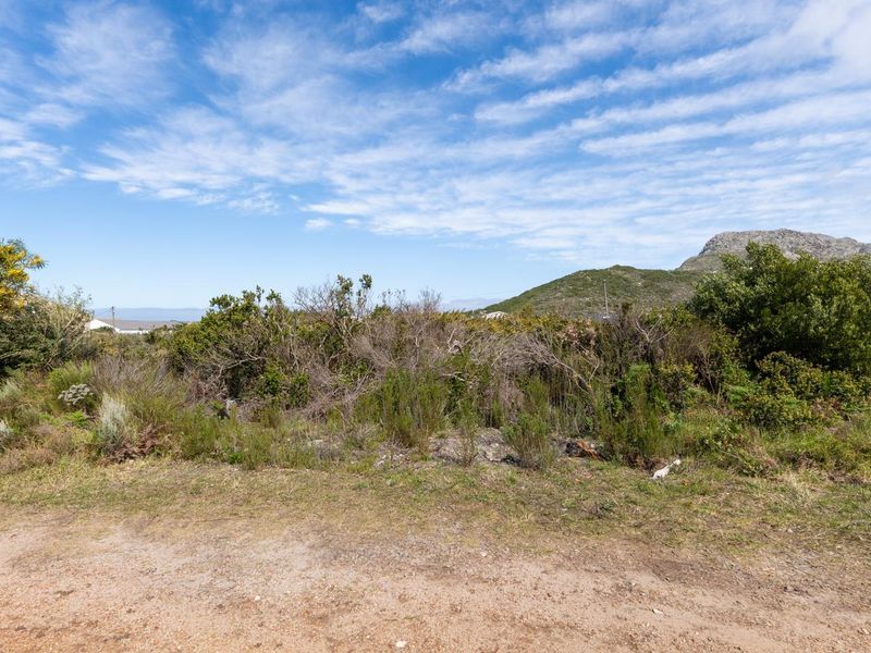 Close to the main road, the R44 and located in Silver Sands area in Betty's Bay - Photo 10
