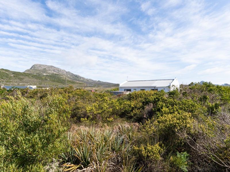 Close to the main road, the R44 and located in Silver Sands area in Betty's Bay - Photo 4