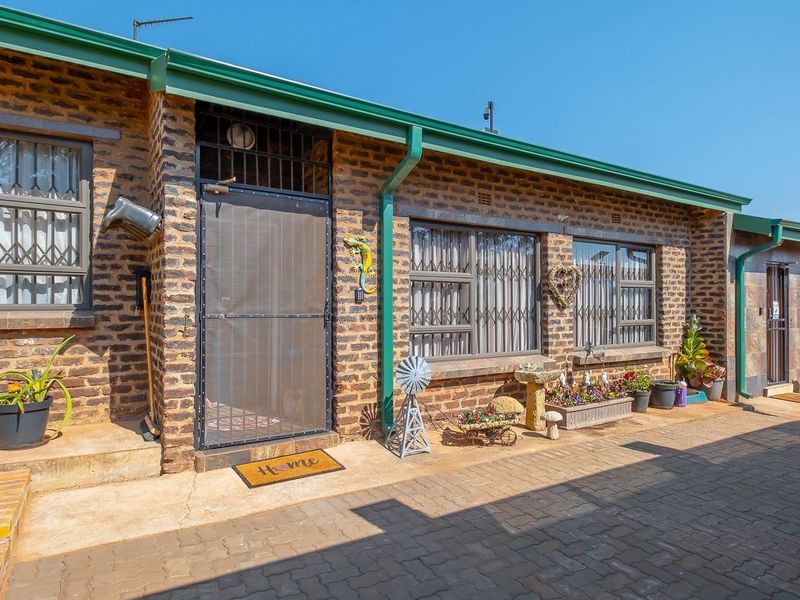 Immaculate 6.8 Hectare Property with Elegant Home, Multiple Buildings, and Complete Off-Grid Living - Photo 9