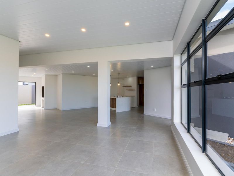 Newly built 3 Bedroom house for sale in Le Grand - direct from developer no Transfer Fees!! - Photo 4