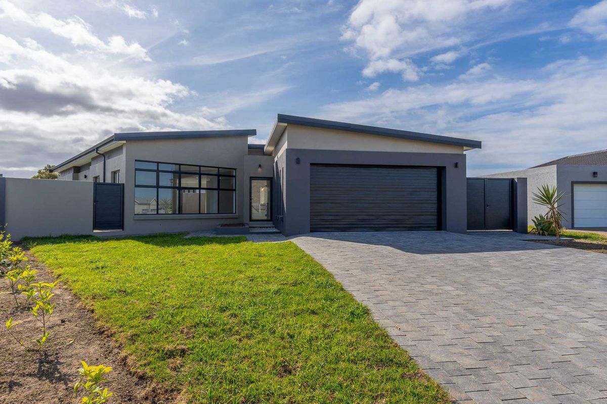 Newly built 3 Bedroom house for sale in Le Grand - direct from developer no Transfer Fees!! - Photo 3