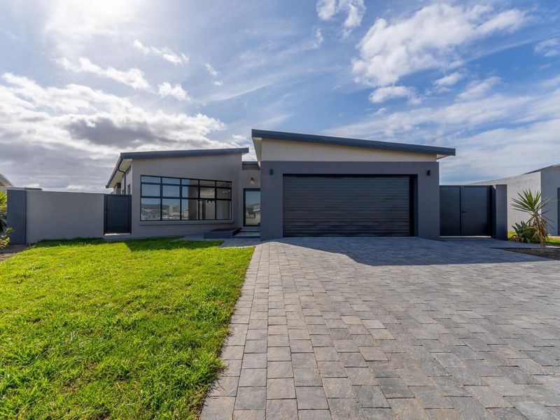 Newly built 3 Bedroom house for sale in Le Grand - direct from developer no Transfer Fees!! - Photo 1