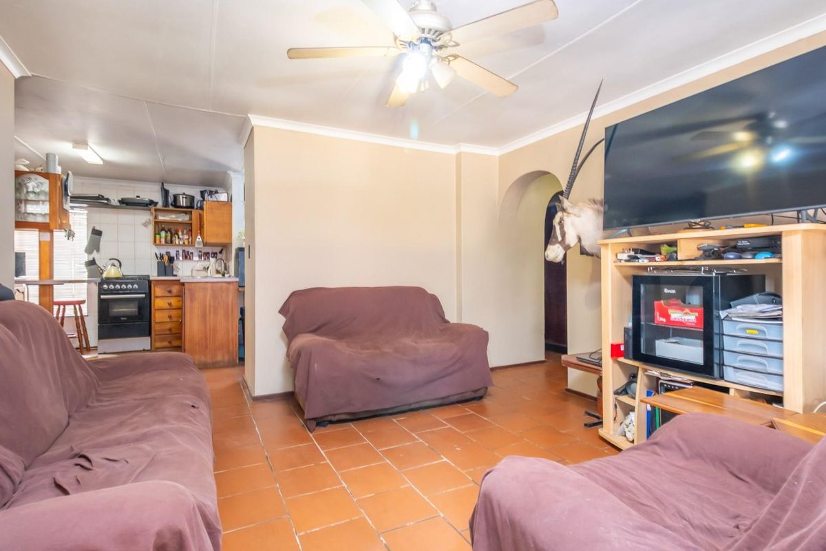 House For Sale in Doornpoort Pretoria - Photo 4