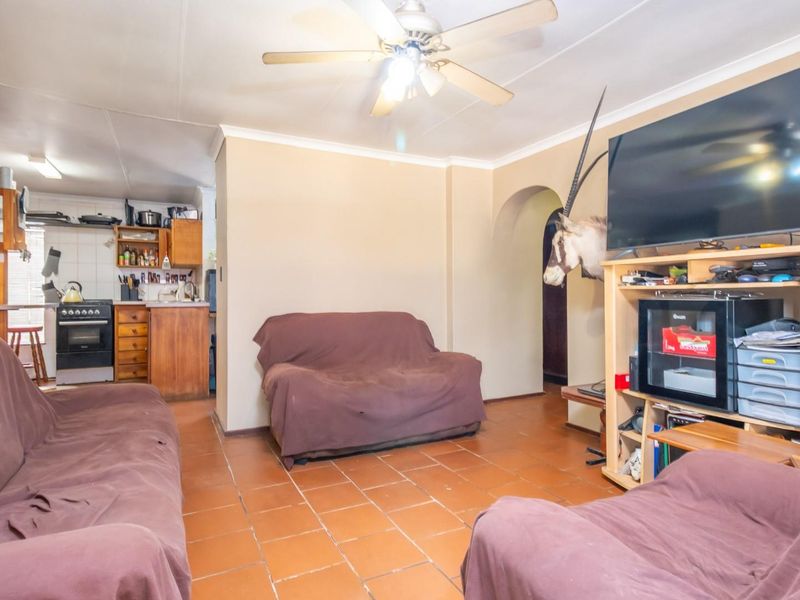 House For Sale in Doornpoort Pretoria - Photo 4