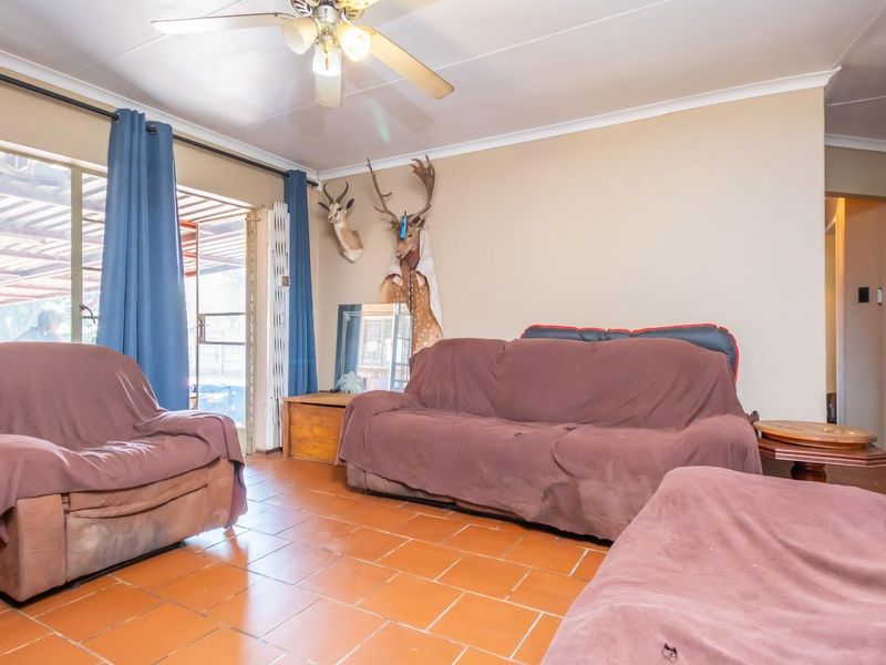 House For Sale in Doornpoort Pretoria - Photo 5