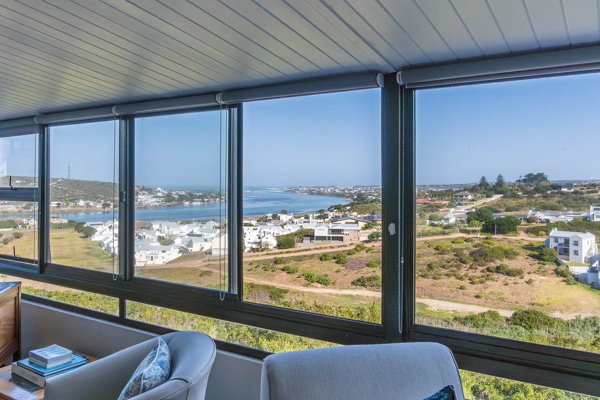 Apartment For Sale in Stilbaai Wes Stilbaai - Photo 3
