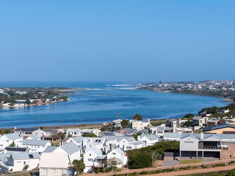 Apartment For Sale in Stilbaai Wes Stilbaai - Photo 1