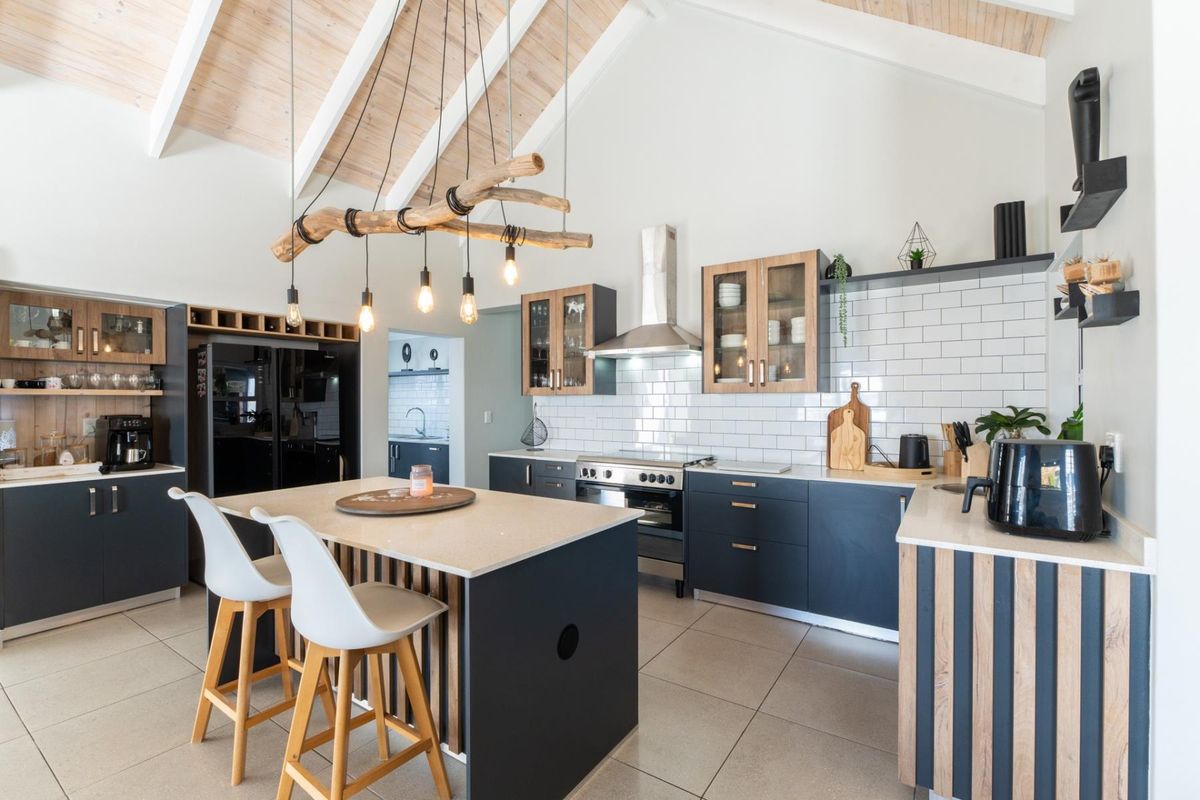 House For Sale in Laguna Langebaan - Photo 4