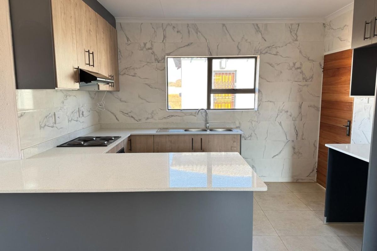 House For Sale in Bendor Polokwane - Photo 2