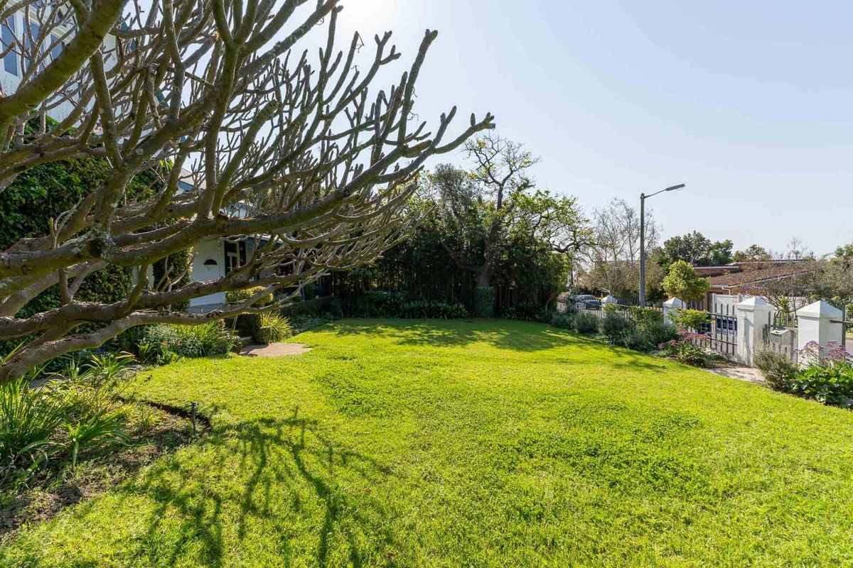 Five Bedroom House for Sale in Wellington - Photo 2