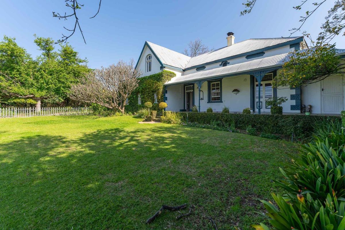 Five Bedroom House for Sale in Wellington - Photo 5