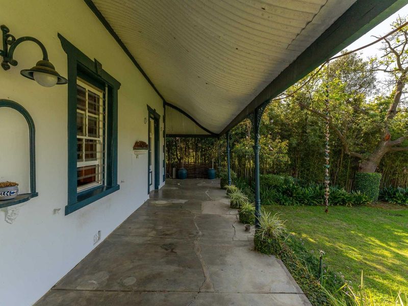 Five Bedroom House for Sale in Wellington - Photo 10