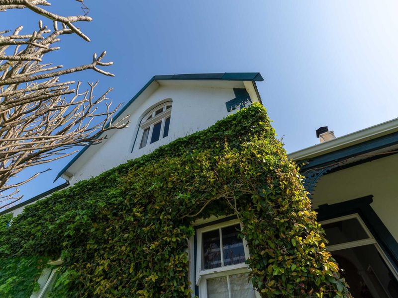 Five Bedroom House for Sale in Wellington - Photo 8