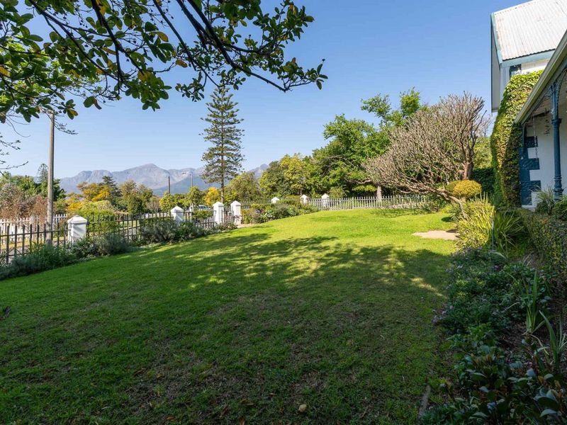 Five Bedroom House for Sale in Wellington - Photo 7