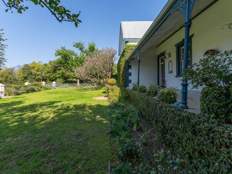 Five Bedroom House for Sale in Wellington - Photo 6