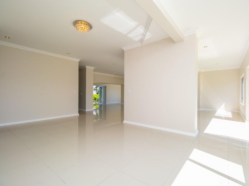 House For Sale in Fourways Sandton - Photo 5
