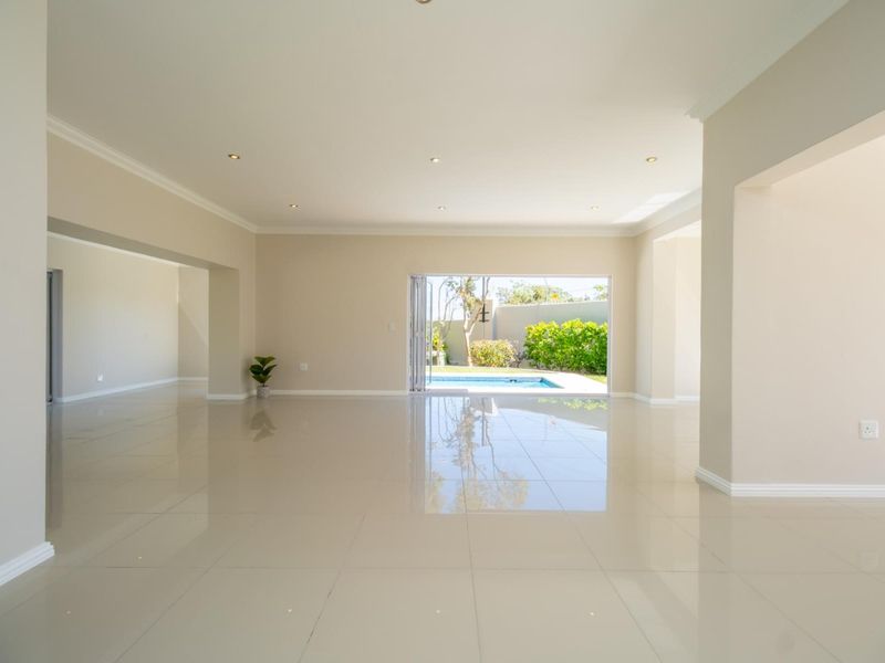 House For Sale in Fourways Sandton - Photo 8