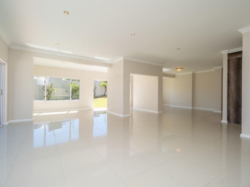 House For Sale in Fourways Sandton - Photo 7