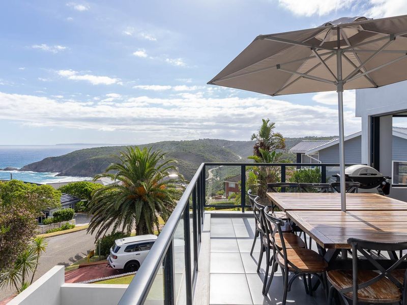 Exquisite Coastal Gem for Sale in Herolds Bay, Western Cape - Photo 2