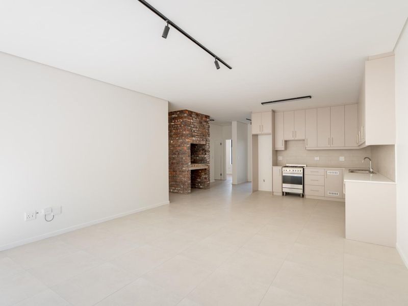 Modern Living in Honeydew Country Estate: 3 Bedrooms, 2 Bathrooms! - Photo 8