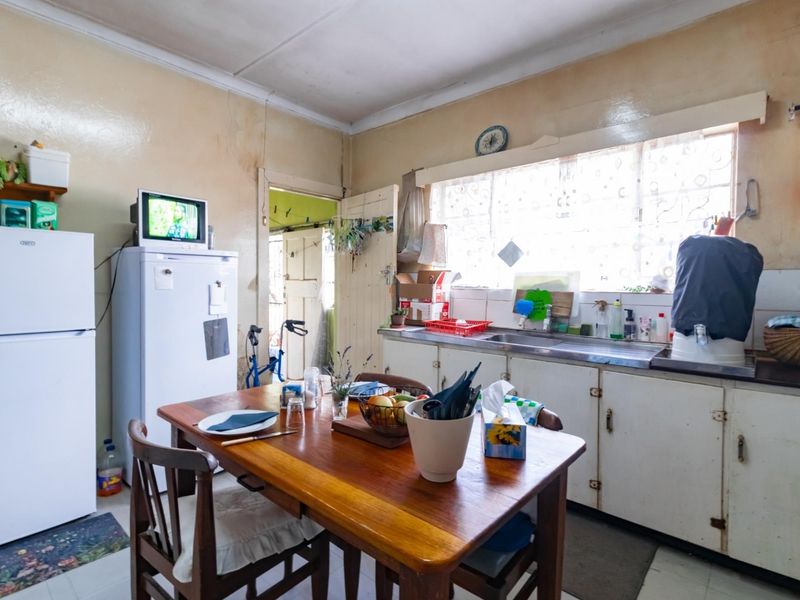 3-BEDROOM HOUSE IN CAMBRIDGE - Photo 4