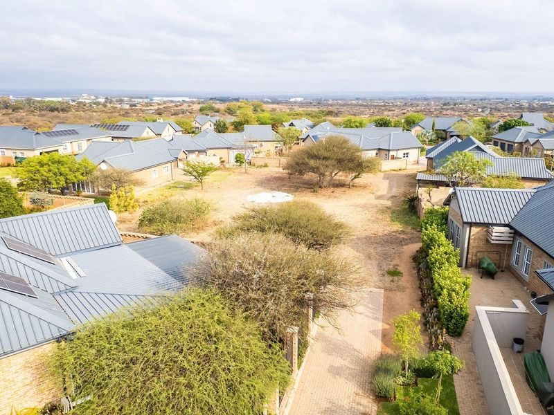 Vacant Land in Secure Estate with Borehole - Photo 8