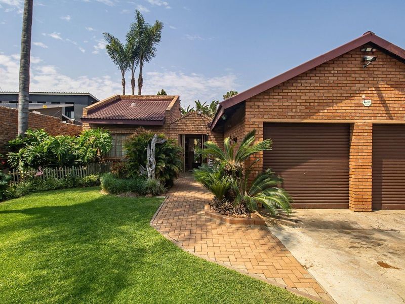 Versatile Property with Room to Grow - Photo 5