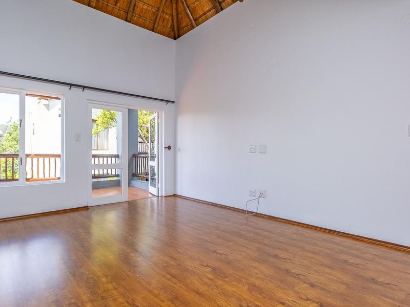 Modern 2-Bedroom Apartment in the Unique Riverglades Estate - Photo 4