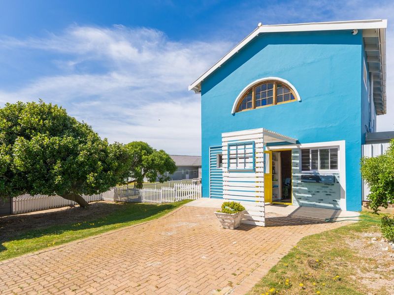 Oceanview holiday home with separate flatlet in Agulhas - Photo 2