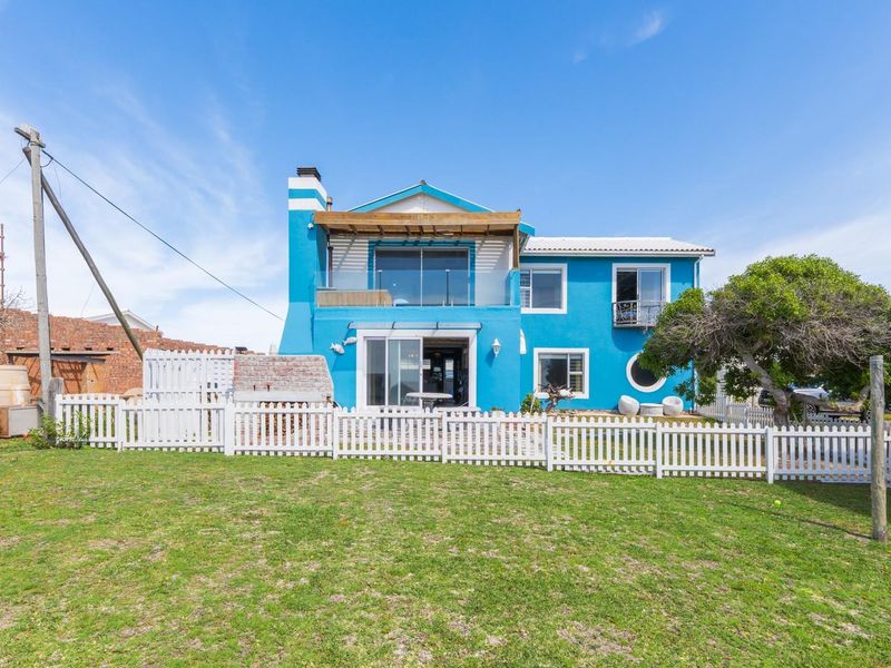Oceanview holiday home with separate flatlet in Agulhas - Photo 1