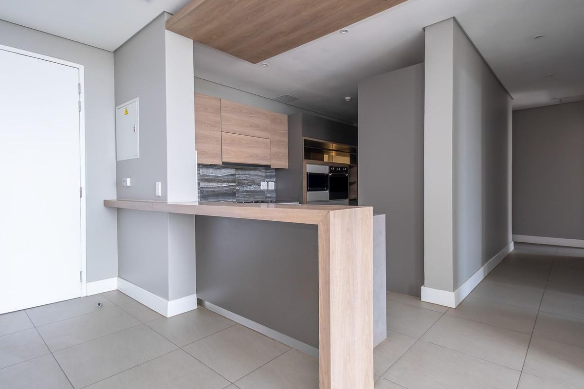Elegant Penthouse 3 Bedrooms in Rosebank CBD with amazing views! - Photo 5