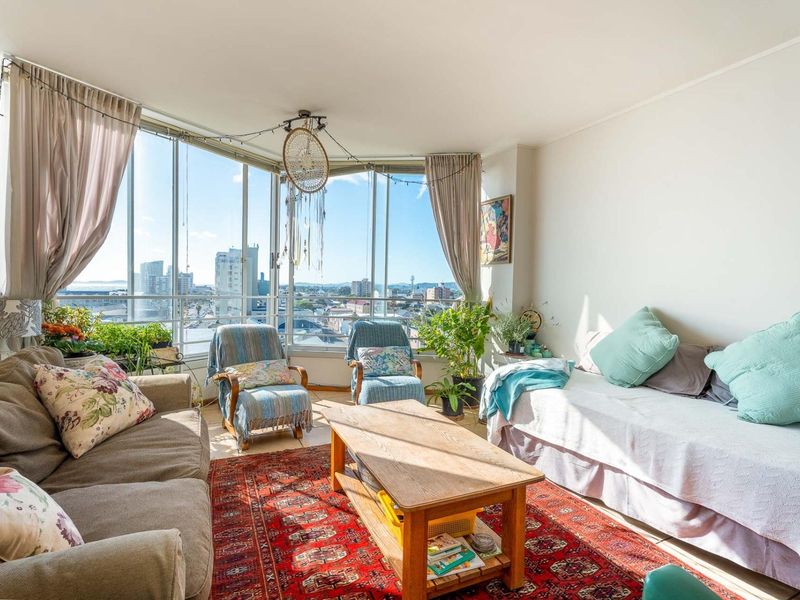 3 Bedroom Airbnb friendly Apartment in Strand - Photo 5