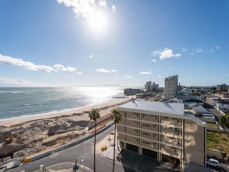 3 Bedroom Airbnb friendly Apartment in Strand - Photo 1