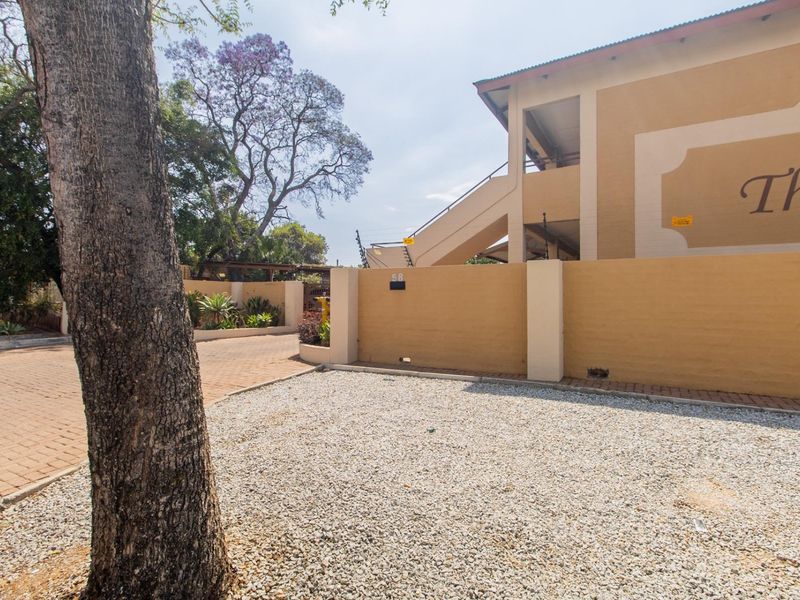 Cosy Apartment Selling for the RIGHT Price! - Photo 7